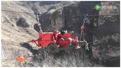 手拉葫蘆用于高空吊車圖 手拉葫蘆用在高空吊車